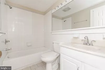 242 S 8th Street #4, Philadelphia, PA 19107 - Photo 27
