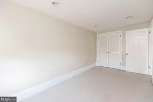 242 S 8th St, Philadelphia, PA 19107 - Photo 21