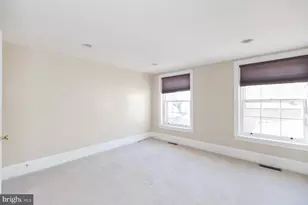 242 S 8th St, Philadelphia, PA 19107 - Photo 23