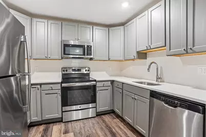 4217 Chestnut Street #205, Philadelphia, PA 19104 - Photo 7