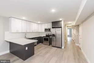 1724 N Marshall St, Philadelphia, PA 19122 - Photo 3