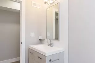 1724 N Marshall St, Philadelphia, PA 19122 - Photo 13