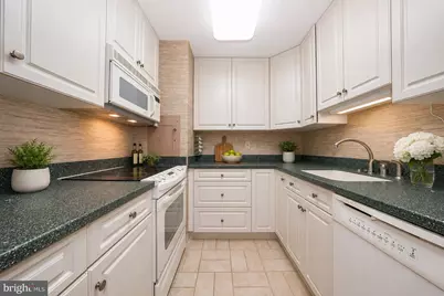 1900 John F Kennedy Boulevard #1915, Philadelphia, PA 19103 - Photo 3