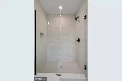 966 N 6th Street, Philadelphia, PA 19123 - Photo 37