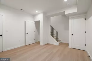966 N 6th St, Philadelphia, PA 19123 - Photo 17