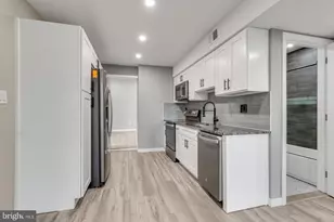 435 W Susquehanna Ave, Philadelphia, PA 19122 - Photo 3