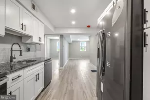435 W Susquehanna Ave, Philadelphia, PA 19122 - Photo 3