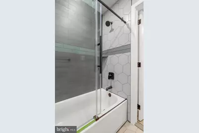 435 W Susquehanna Avenue #2, Philadelphia, PA 19122 - Photo 21
