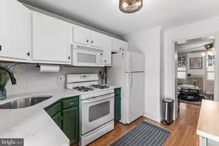 2013 Tulip St, Philadelphia, PA 19125 - Photo 7