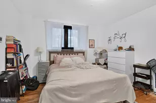 2321 Fitzwater St, Philadelphia, PA 19146 - Photo 9