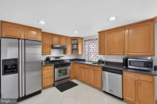 662 Lawler St, Philadelphia, PA 19116 - Photo 13