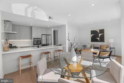 635 N 7th Street #C2B, Philadelphia, PA 19123 - Photo 3