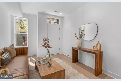 635 N 7th Street #C2B, Philadelphia, PA 19123 - Photo 25