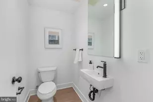 635 N 7th St, Philadelphia, PA 19123 - Photo 11
