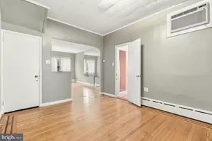 1931 S 11th St, Philadelphia, PA 19148 - Photo 9