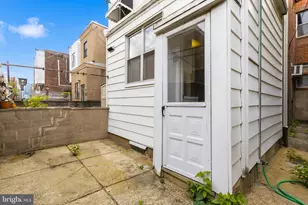 1931 S 11th St, Philadelphia, PA 19148 - Photo 9