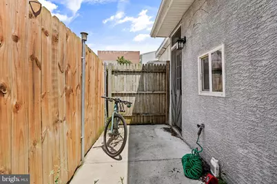 1510 N Leithgow Street, Philadelphia, PA 19122 - Photo 21