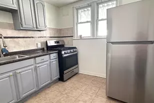 3948 Howland St, Philadelphia, PA 19124 - Photo 5