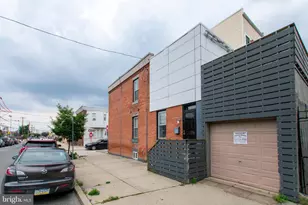 152 Tree St, Philadelphia, PA 19148 - Photo 17