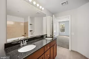 500 Admirals Way, Philadelphia, PA 19146 - Photo 15