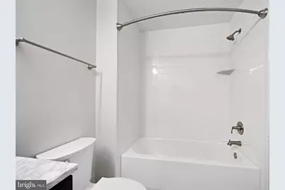 500 Admirals Way #106, Philadelphia, PA 19146 - Photo 19