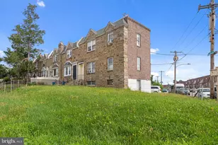 1583 Devereaux Ave, Philadelphia, PA 19149 - Photo 3