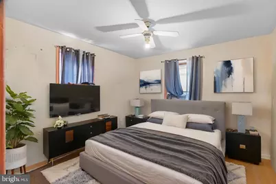 1583 Devereaux Avenue, Philadelphia, PA 19149 - Photo 15