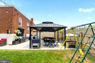 2908 Walnut Hill St, Philadelphia, PA 19152 - Photo 35