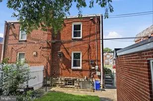 1905 Tustin St, Philadelphia, PA 19152 - Photo 23