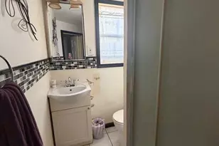 923 Hoffman St, Philadelphia, PA 19148 - Photo 9