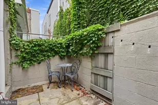 2045 S Hutchinson St, Philadelphia, PA 19148 - Photo 15