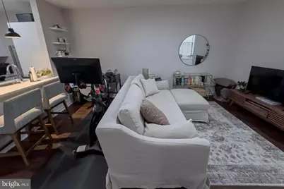 1525 Green Street #1R, Philadelphia, PA 19130 - Photo 7