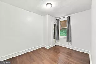 2550 Carroll St, Philadelphia, PA 19142 - Photo 19