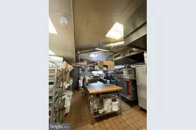 155 N 9th Street, Philadelphia, PA 19107 - Photo 3