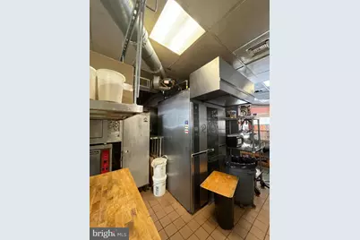 155 N 9th Street, Philadelphia, PA 19107 - Photo 5