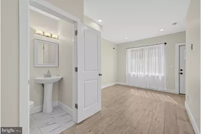 425 W Thompson Street, Philadelphia, PA 19122 - Photo 9
