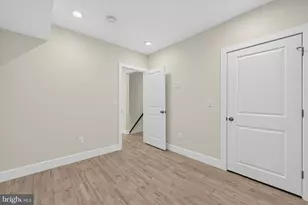 425 W Thompson St, Philadelphia, PA 19122 - Photo 27