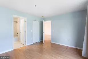 2 Leverington Ave, Philadelphia, PA 19127 - Photo 15