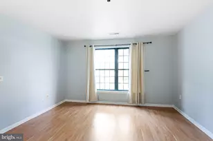 2 Leverington Ave, Philadelphia, PA 19127 - Photo 17