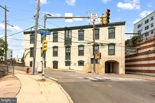 2 Leverington Ave, Philadelphia, PA 19127 - Photo 35