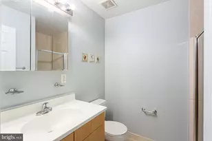 2 Leverington Ave, Philadelphia, PA 19127 - Photo 19