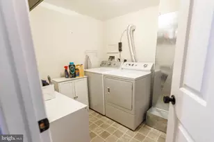 276 Parker Ave, Philadelphia, PA 19128 - Photo 5