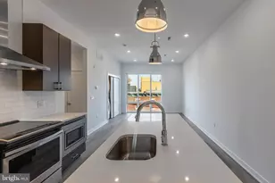 710 N 16th St, Philadelphia, PA 19130 - Photo 3