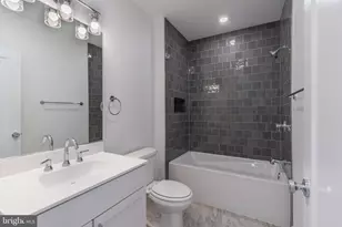 710 N 16th St, Philadelphia, PA 19130 - Photo 21
