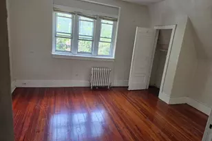 7044 Chew Ave, Philadelphia, PA 19119 - Photo 3