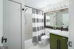 315 New St, Philadelphia, PA 19106 - Photo 5