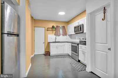 1929 S Norwood Street S, Philadelphia, PA 19145 - Photo 5