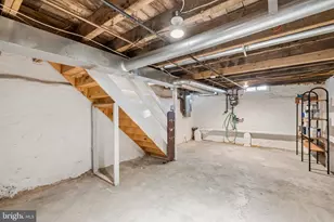 2062 St Albans St, Philadelphia, PA 19146 - Photo 33