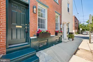 2062 St Albans St, Philadelphia, PA 19146 - Photo 1