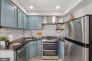 2062 St Albans St, Philadelphia, PA 19146 - Photo 15